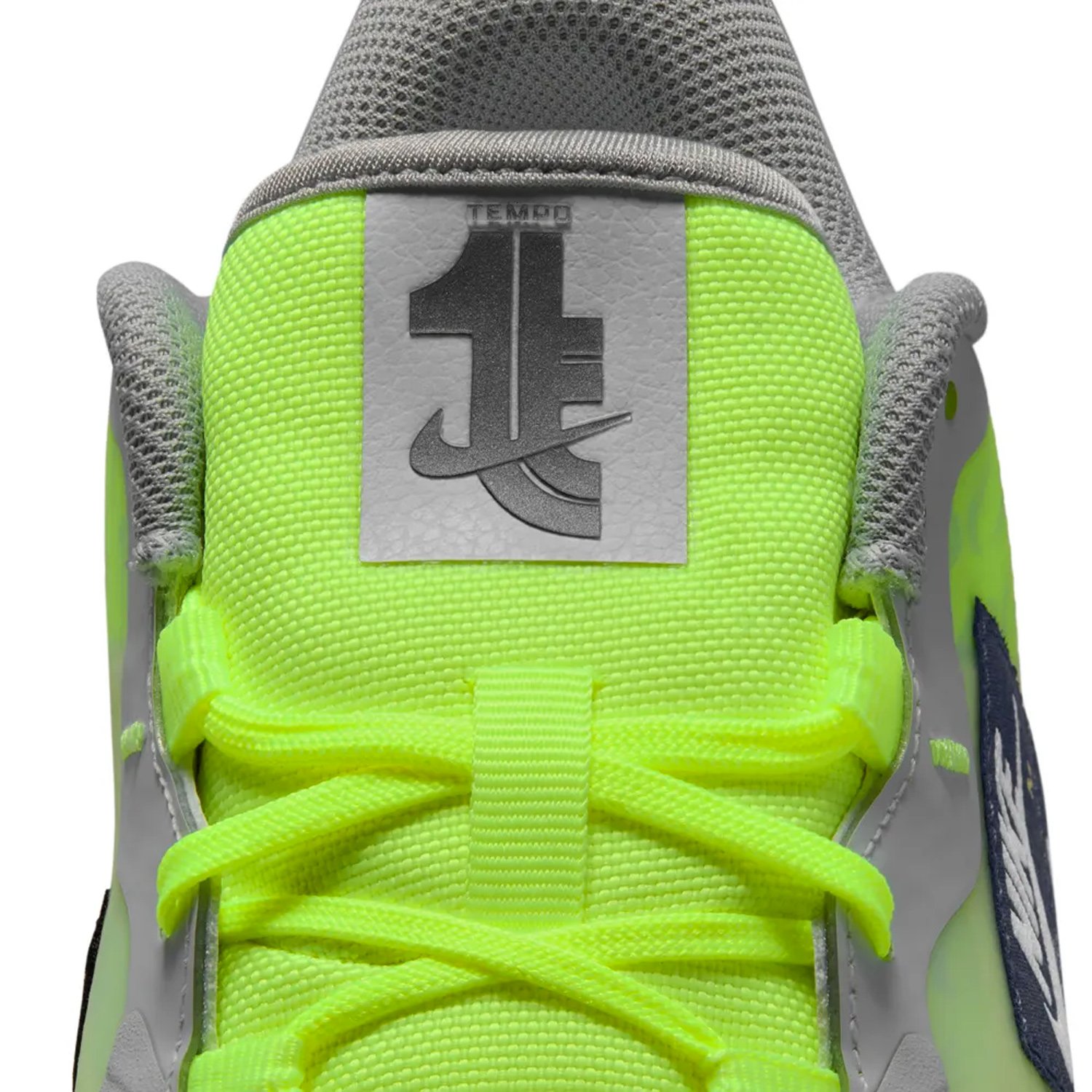 Tempo G NRG M26 Nike