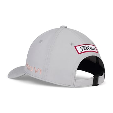 Junior Tour Performance Titleist
