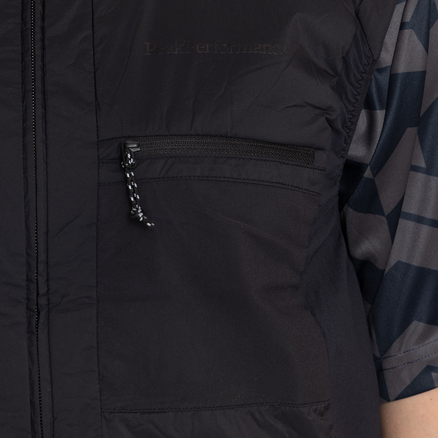 M Freelight Reversible Vest Svart Peak Performance