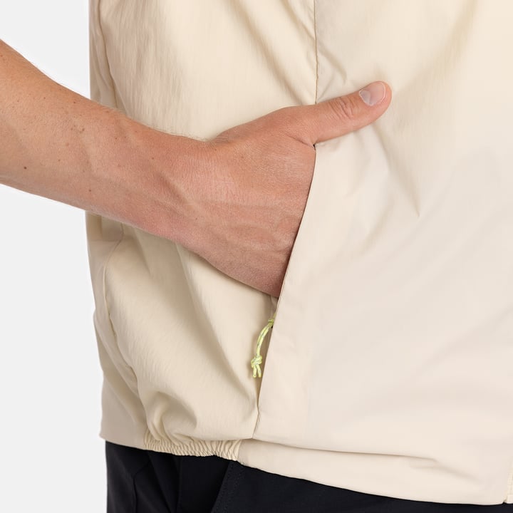 M Freelight Reversible Vest Peak Performance
