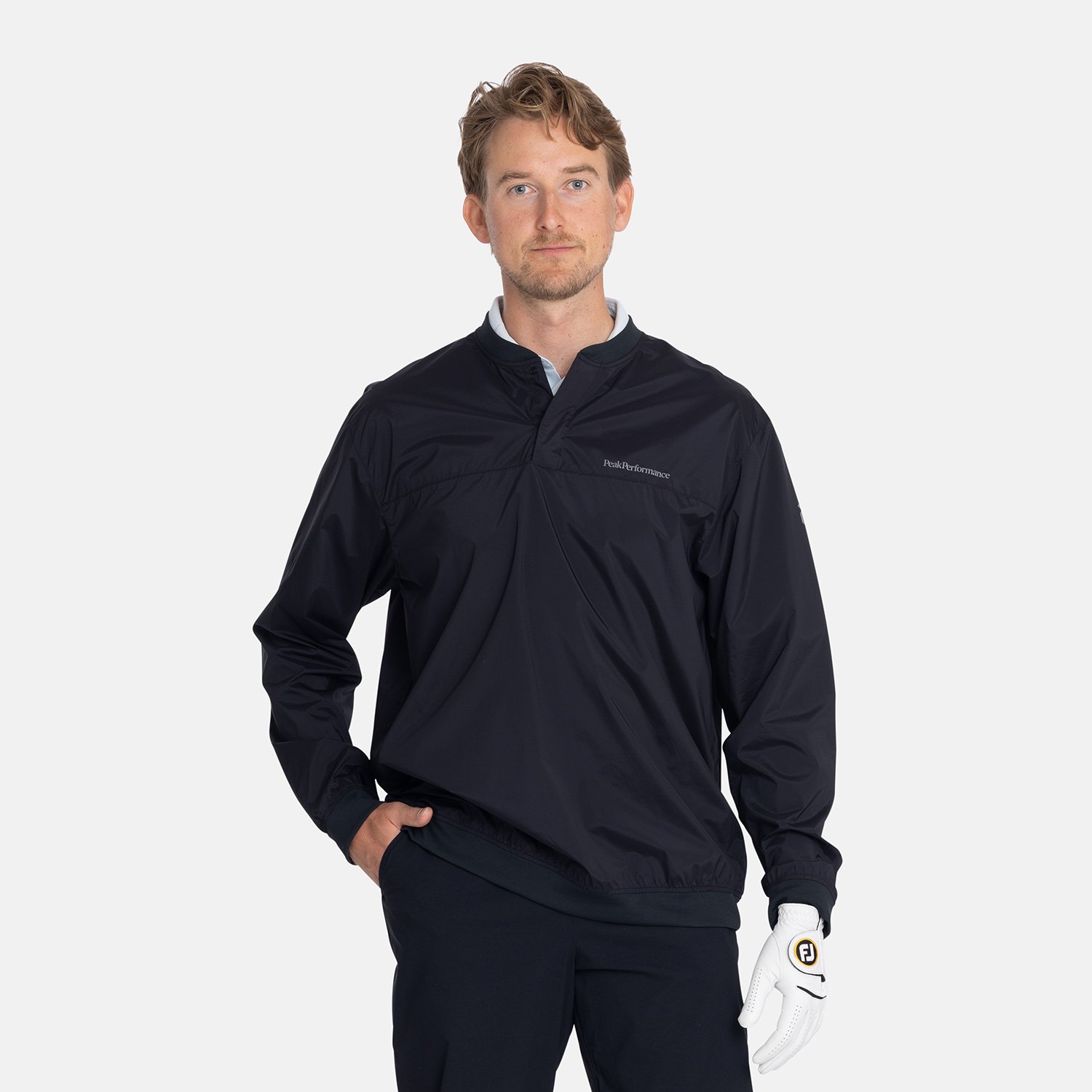 M Wind Crew Svart Peak Performance