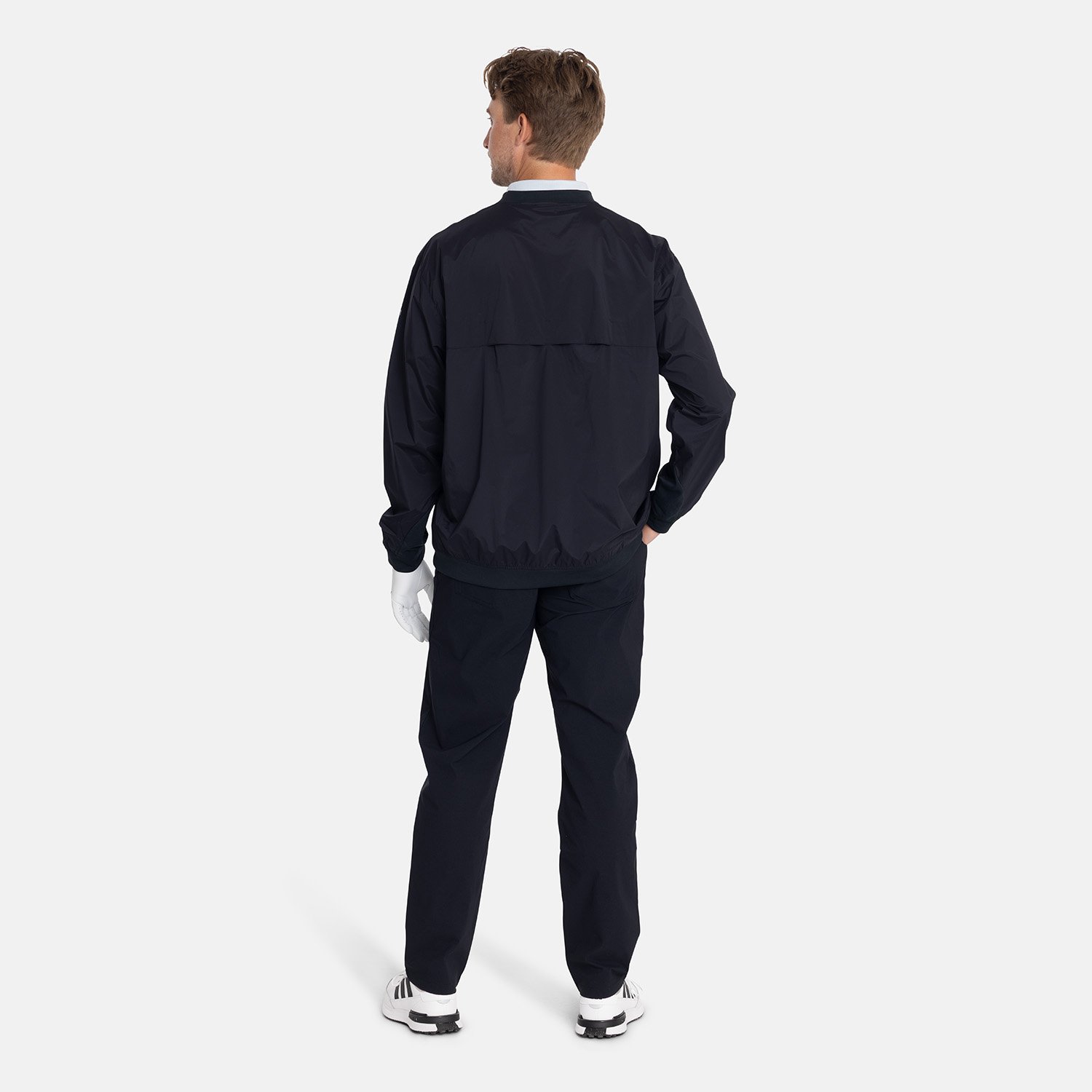 M Wind Crew Svart Peak Performance