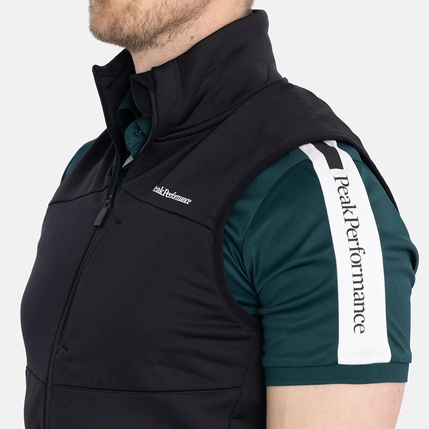 M Horizon Quest Vest Le noir Peak Performance