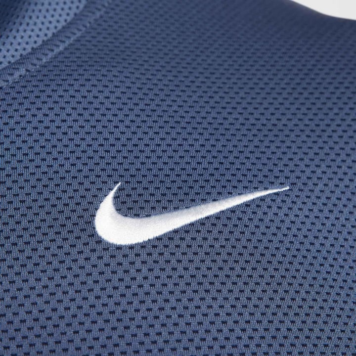 M Nk Df Vctry Thrmflx Hz Top Nike