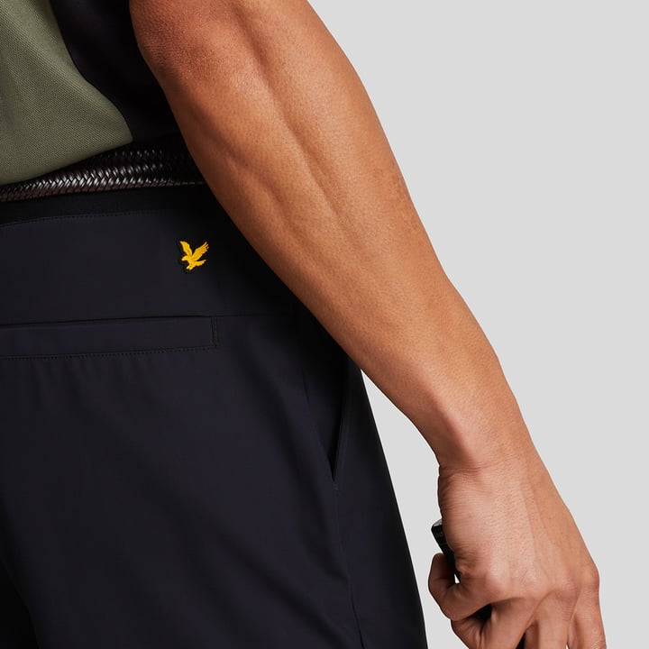 Airlight Tech Trackies Schwarz Lyle & Scott