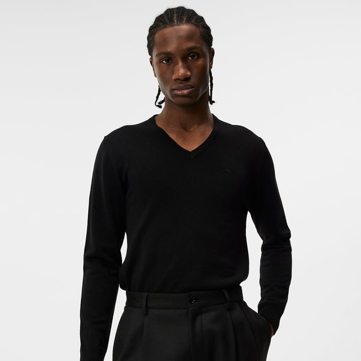 Lymann Merino V-Neck Sweater Sort J.Lindeberg Lymann Merino V-Neck Sweater Sort J.Lindeberg