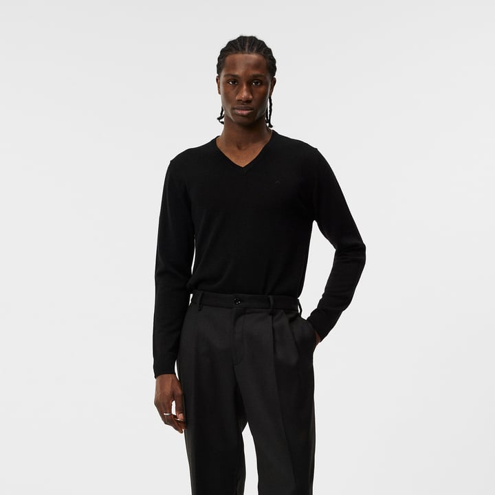 Lymann Merino V-Neck Sweater Sort J.Lindeberg Lymann Merino V-Neck Sweater Sort J.Lindeberg