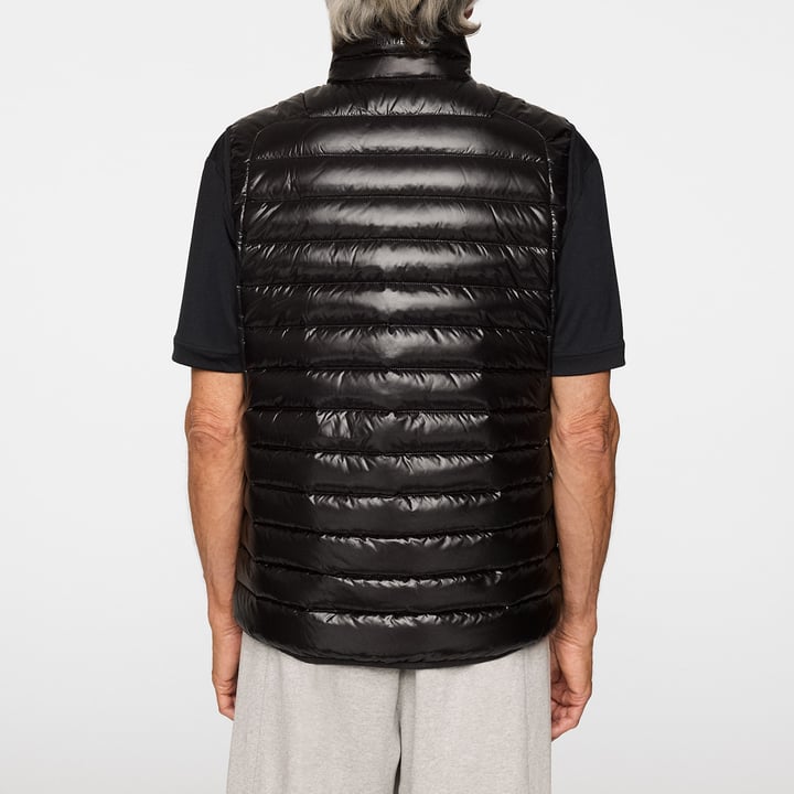 Oden Light Down Vest Musta J.Lindeberg