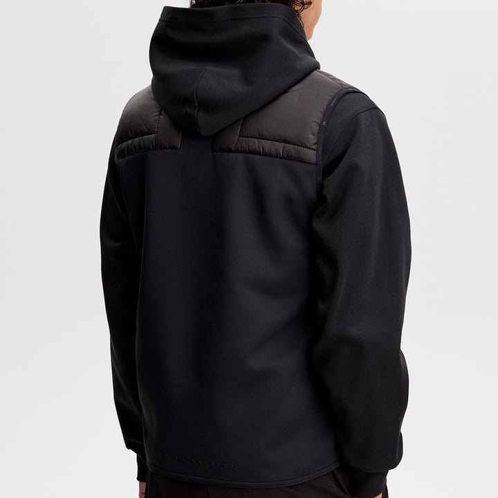 Heyden Quilt Hybrid Vest Svart J.Lindeberg