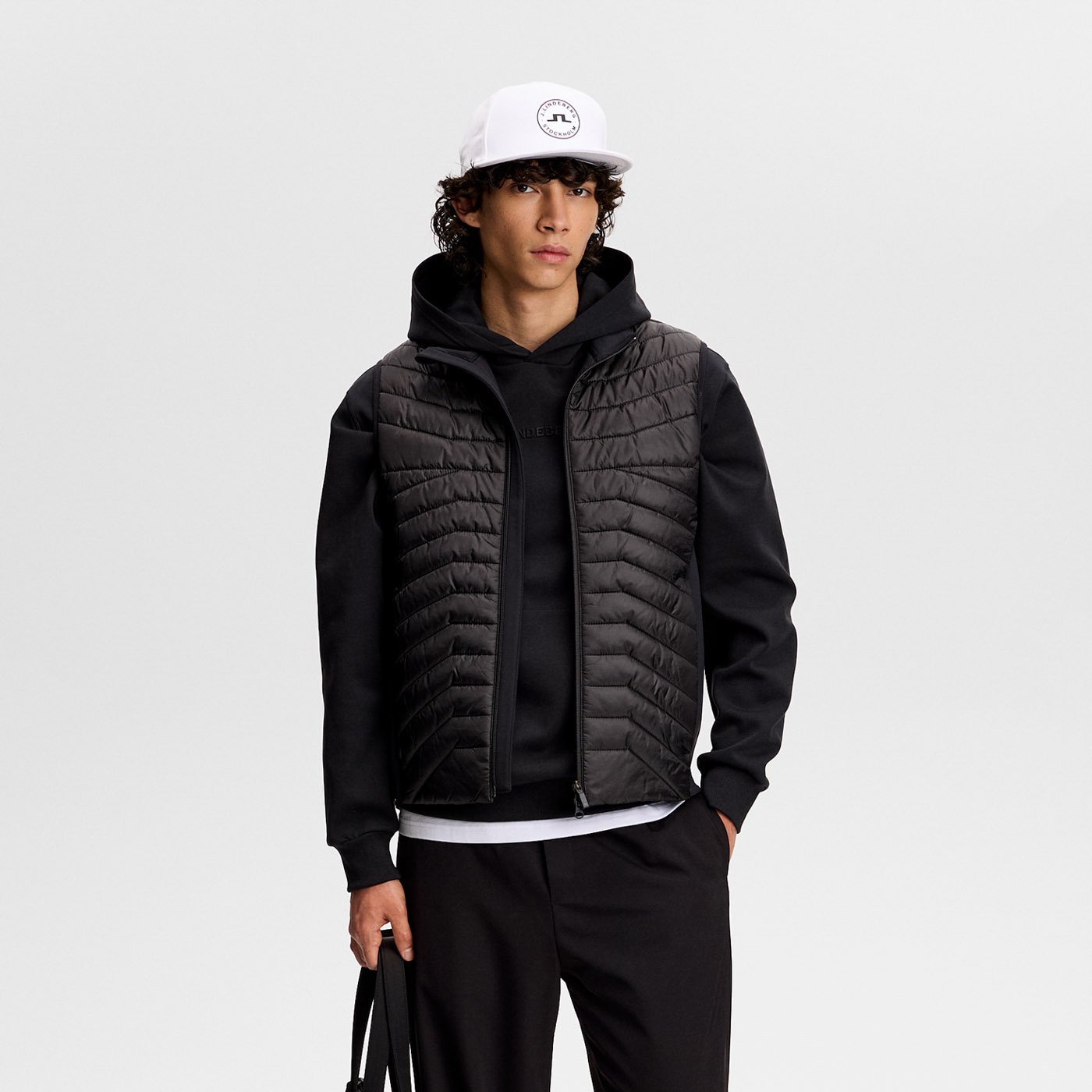 Heyden Quilt Hybrid Vest Svart J.Lindeberg