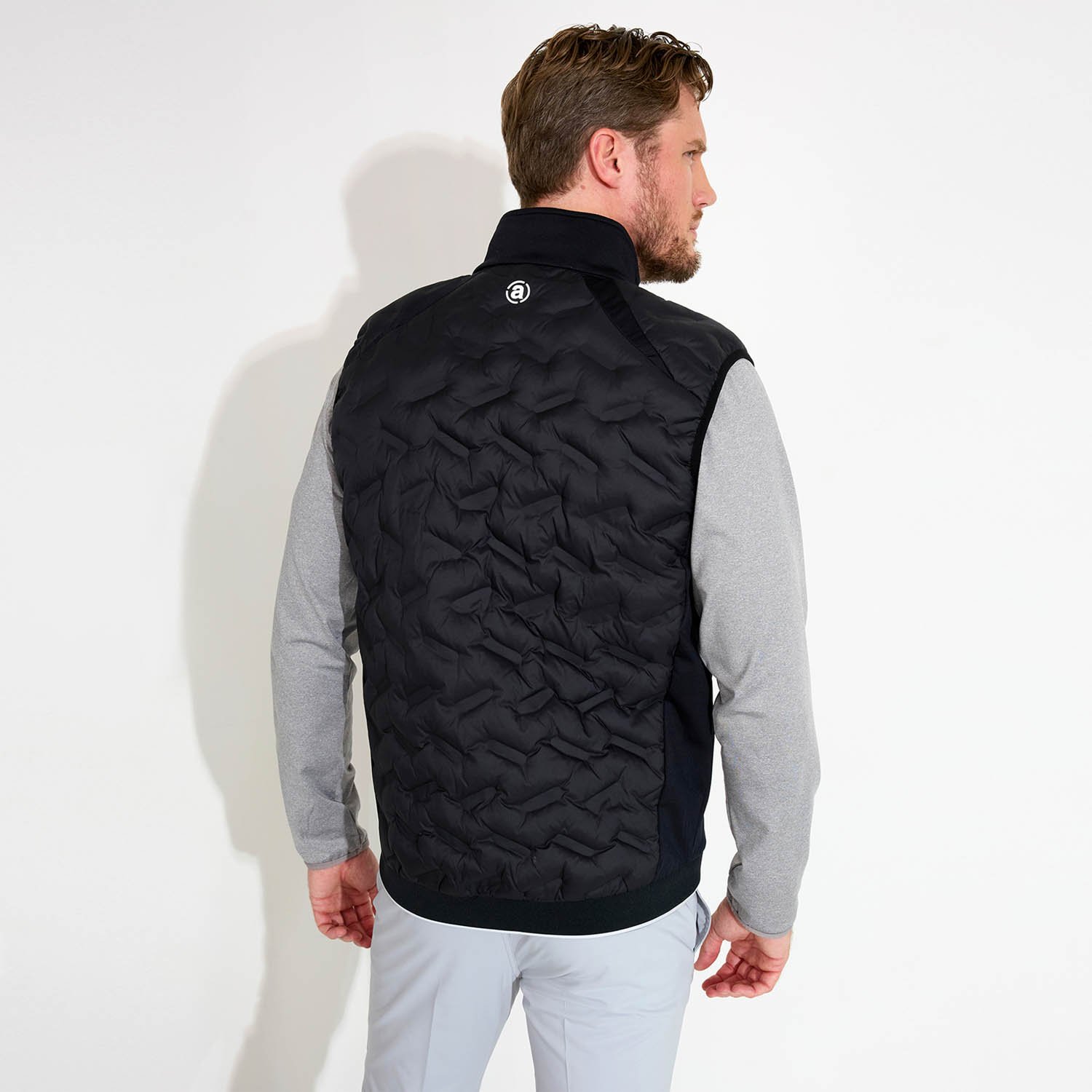 M Portrush Hybrid Vest Musta Abacus