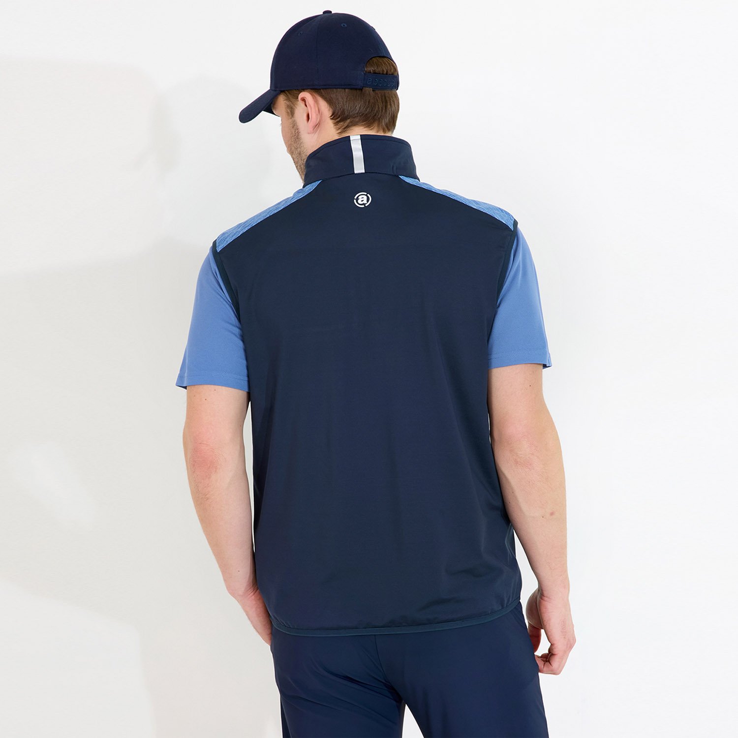 M Kingsbarns Hybrid Vest Abacus