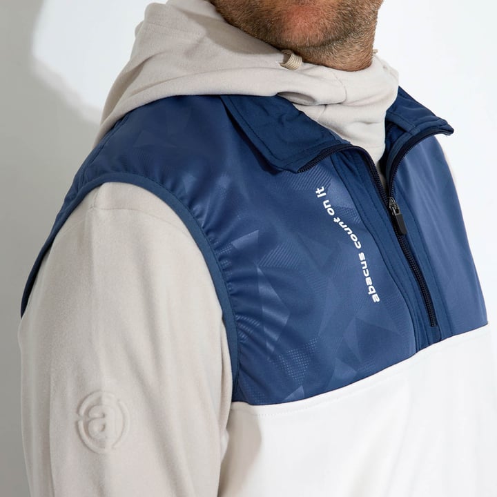 M Kingsbarns Hybrid Vest Abacus
