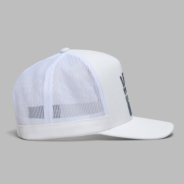 LFG Tall Trucker Vit G/Fore