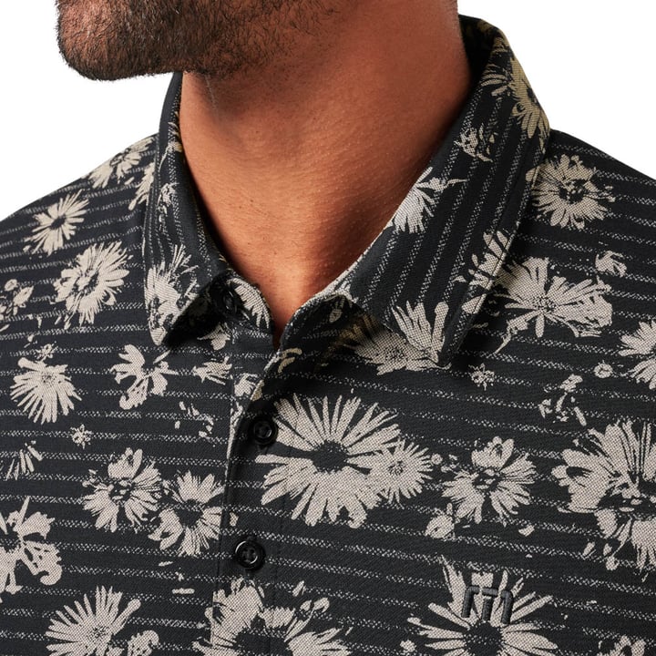 Shaded Grove Black Travis Mathew