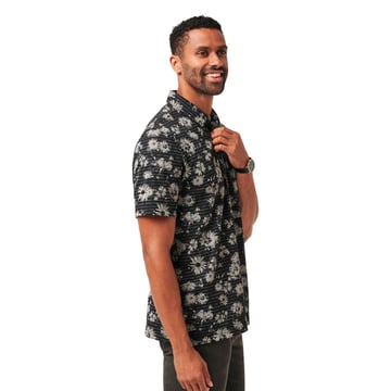 Shaded Grove Black Travis Mathew