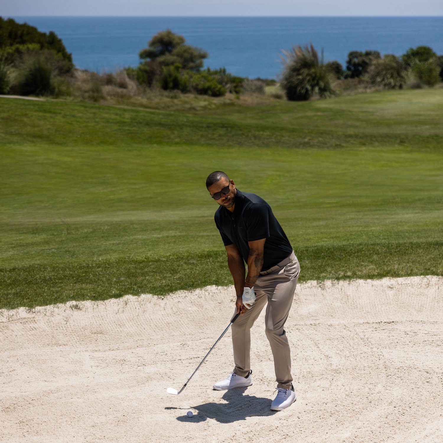 Wanderlust Golf Pant Beige Travis Mathew