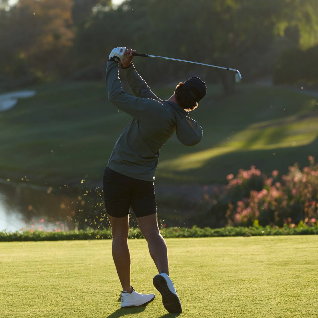Hero Hour Tech Hoodi Travis Mathew
