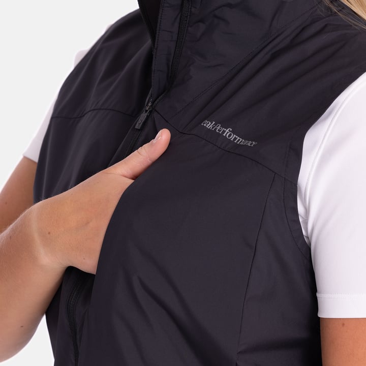 W Glider Wind Vest Svart Peak Performance W Glider Wind Vest Svart Peak Performance