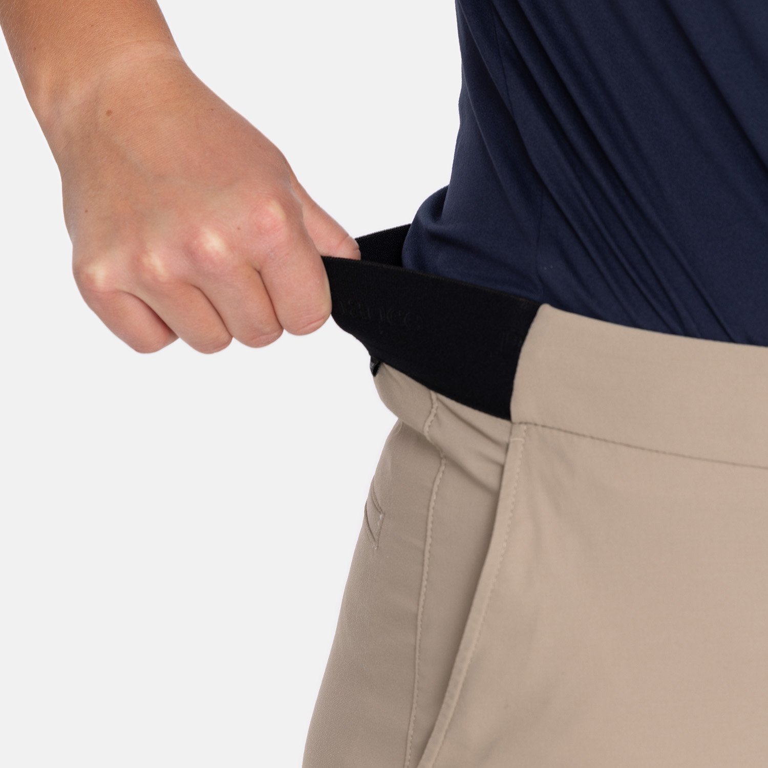W Player Shorts Peak Performance