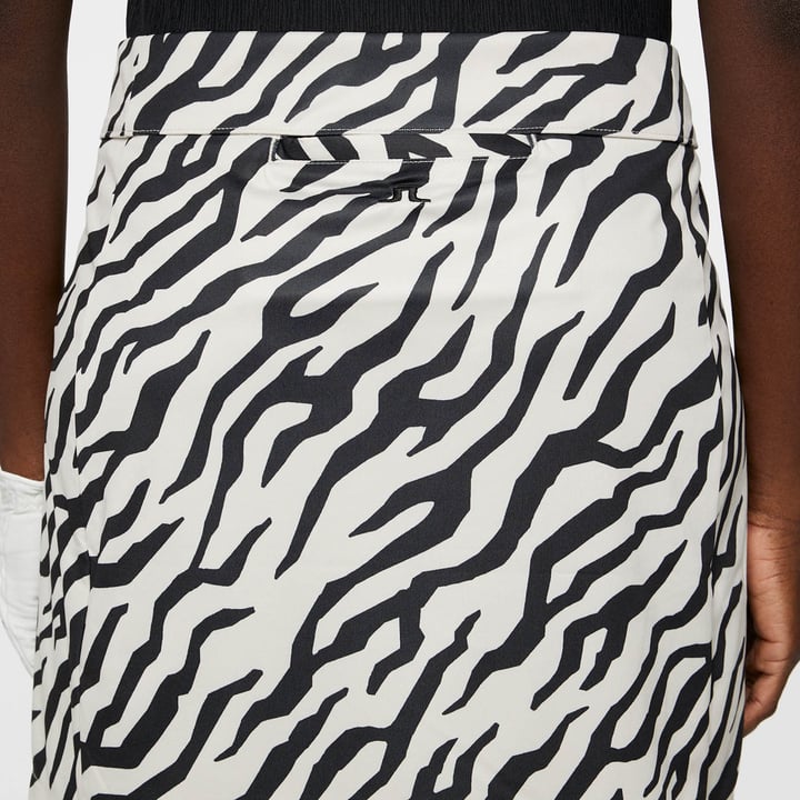 Amelie Mid Print Skirt J.Lindeberg Amelie Mid Print Skirt J.Lindeberg