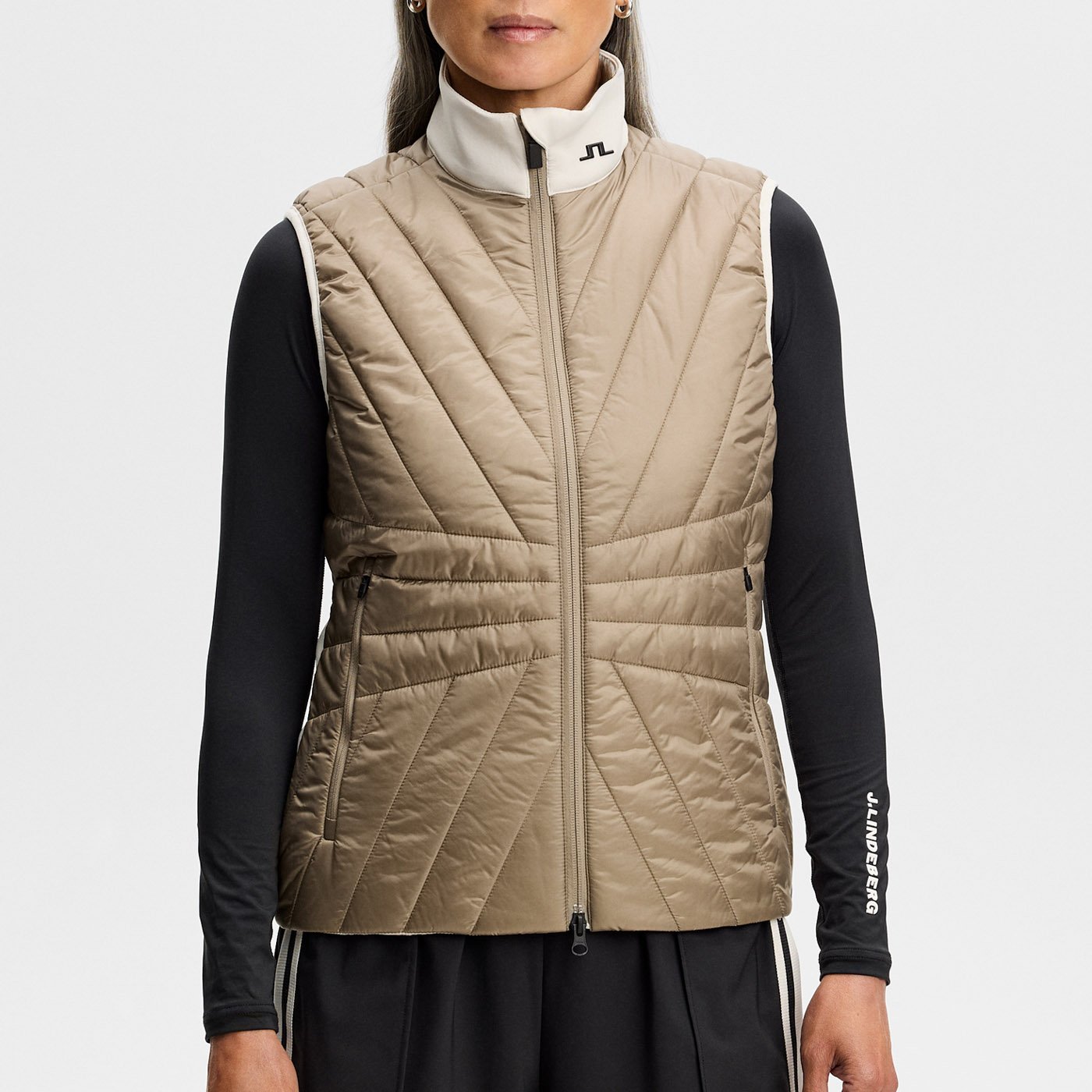 Holma Quilt Hybrid Vest J.Lindeberg Holma Quilt Hybrid Vest J.Lindeberg