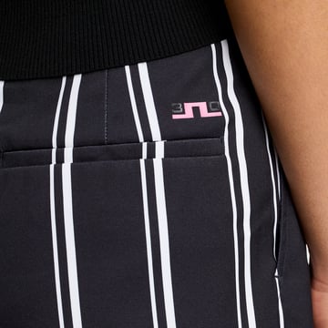 30Y Carmen Striped Long Shorts J.Lindeberg