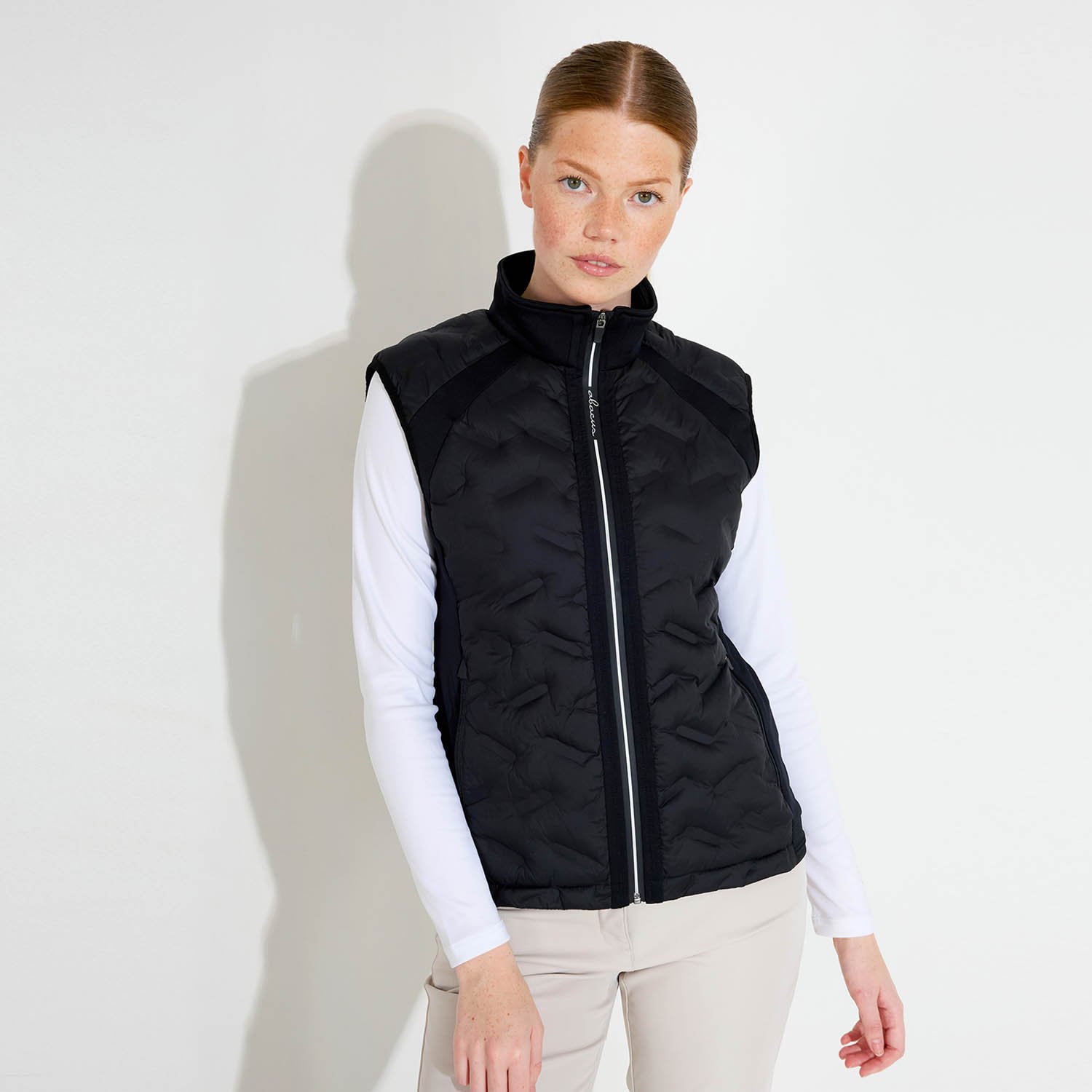 W Portrush Hybrid Vest Sort Abacus