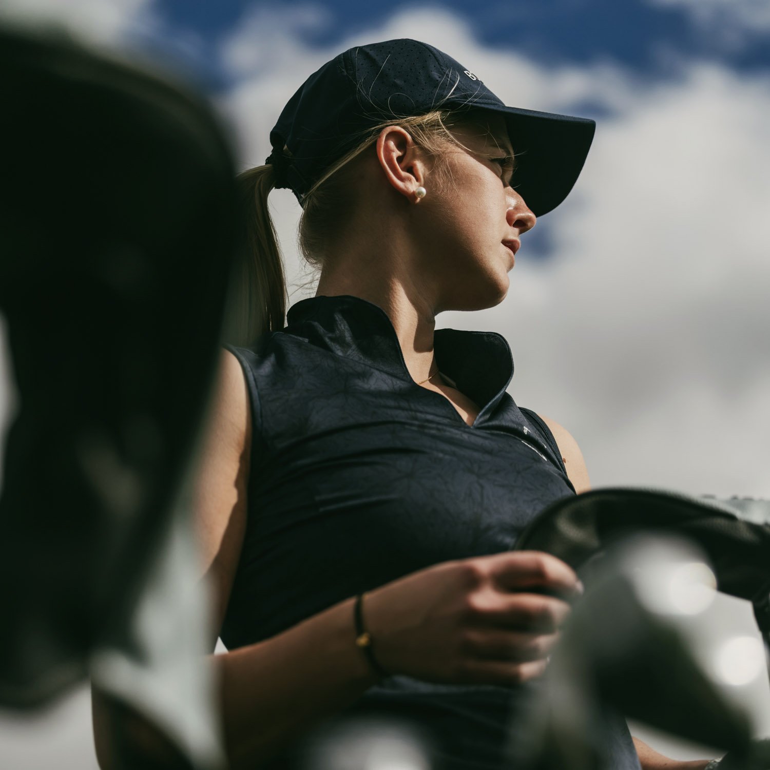 W Tech Blade SL V-Neck AOP Bogeys & Birdies