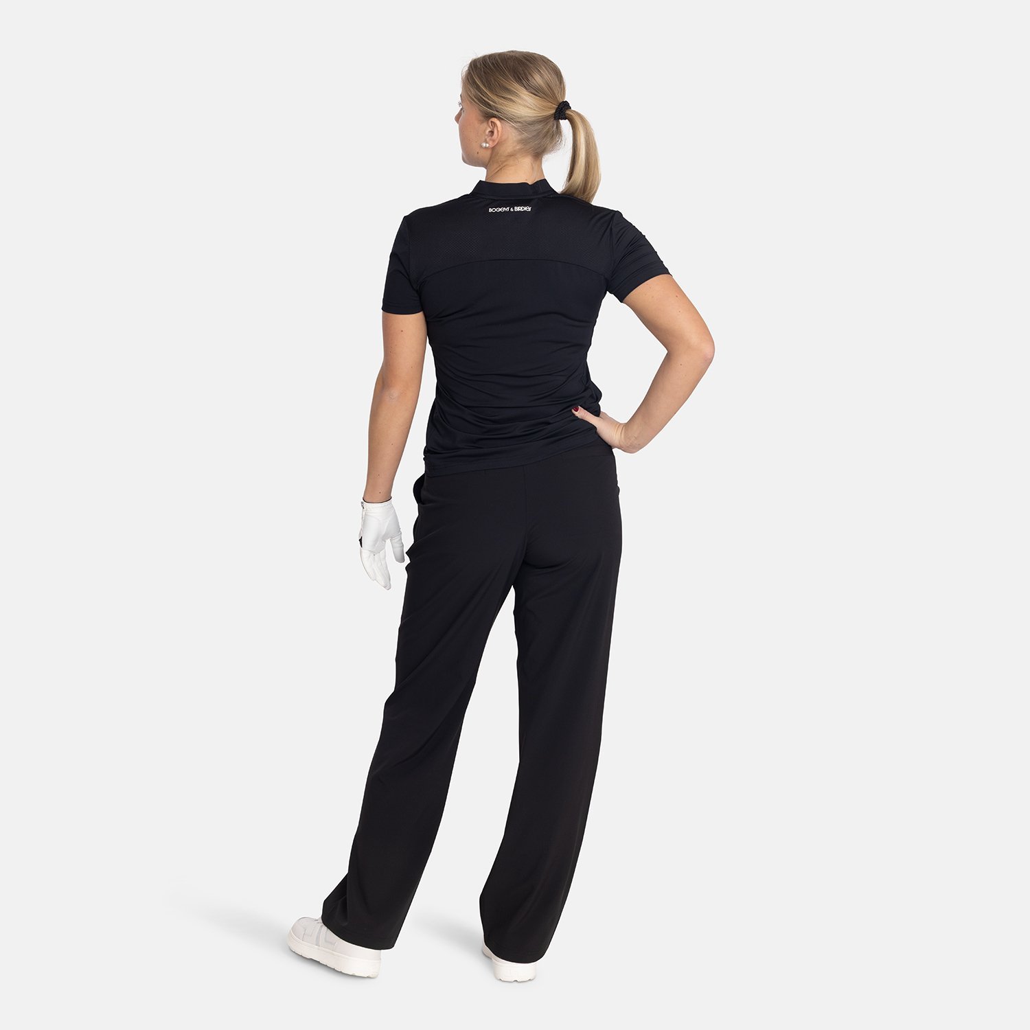 Tech Blade V-Neck Tee Musta Bogeys & Birdies