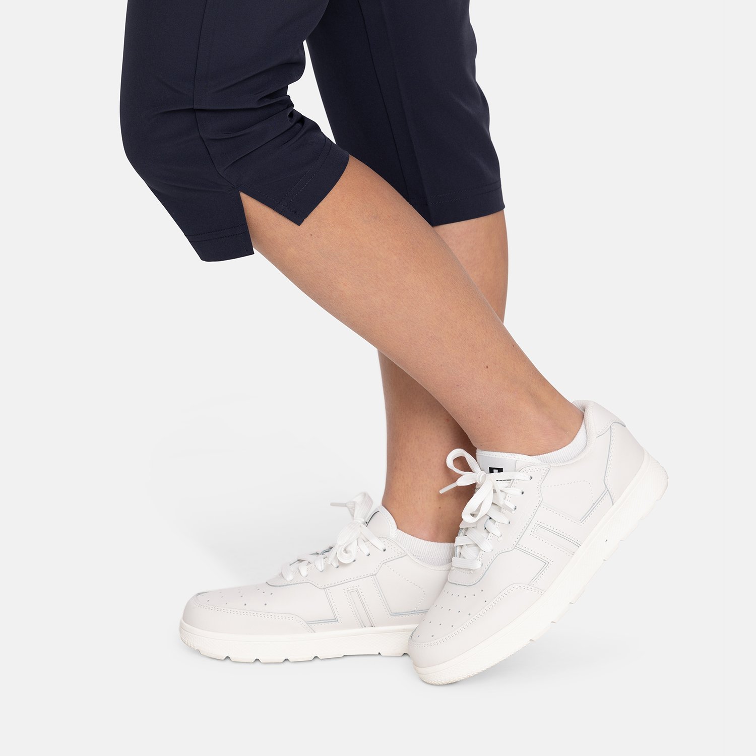 W Tech Capri Pant Blau Bogeys & Birdies