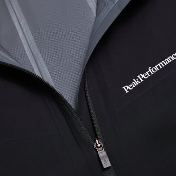 M 2.5 Layer Jacket Svart Peak Performance