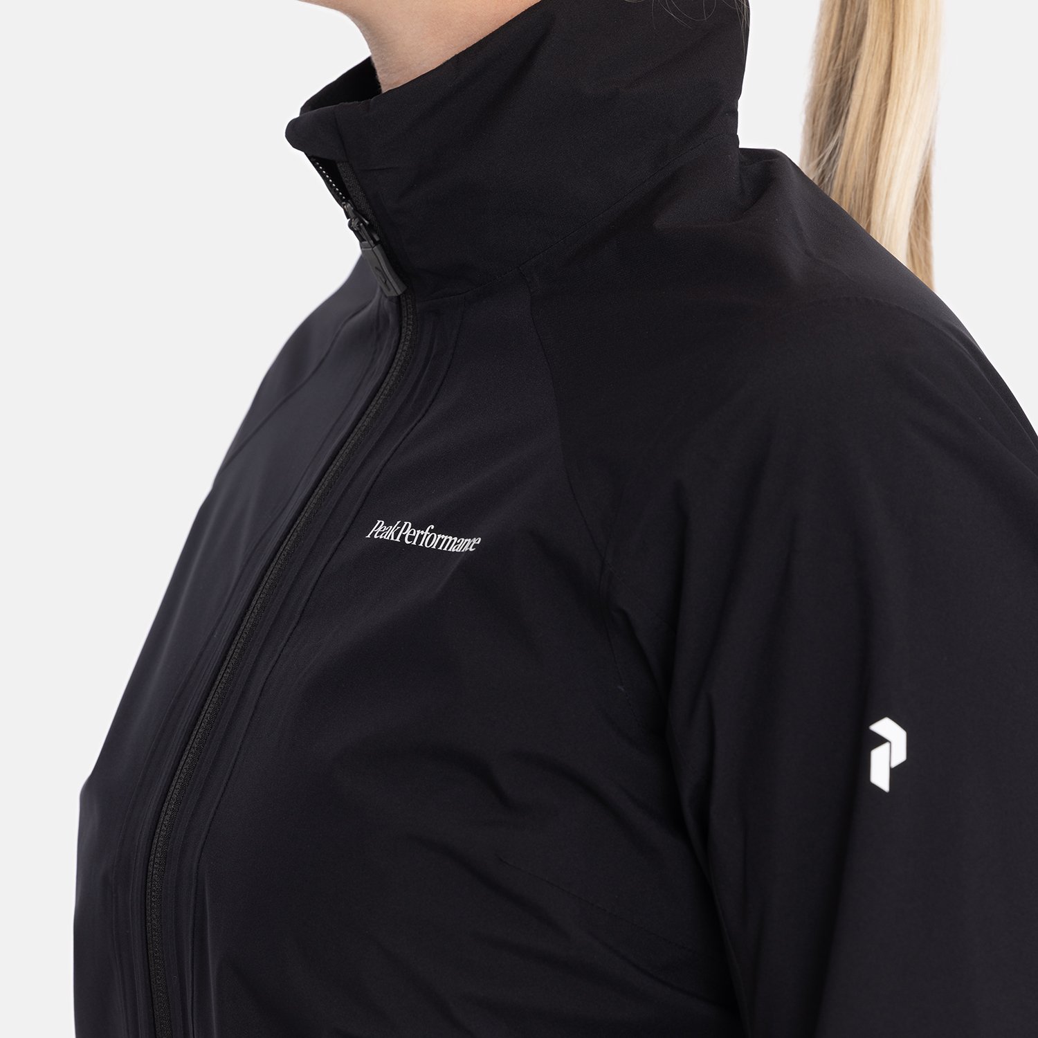 W 2.5 Layer Jacket Svart Peak Performance W 2.5 Layer Jacket Svart Peak Performance