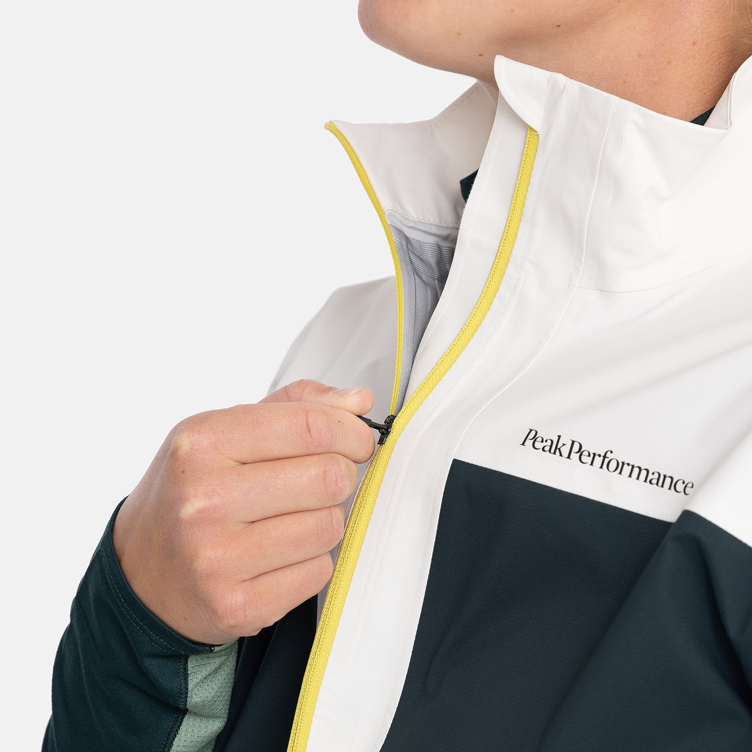 W 3-Layer SS Anorak Peak Performance