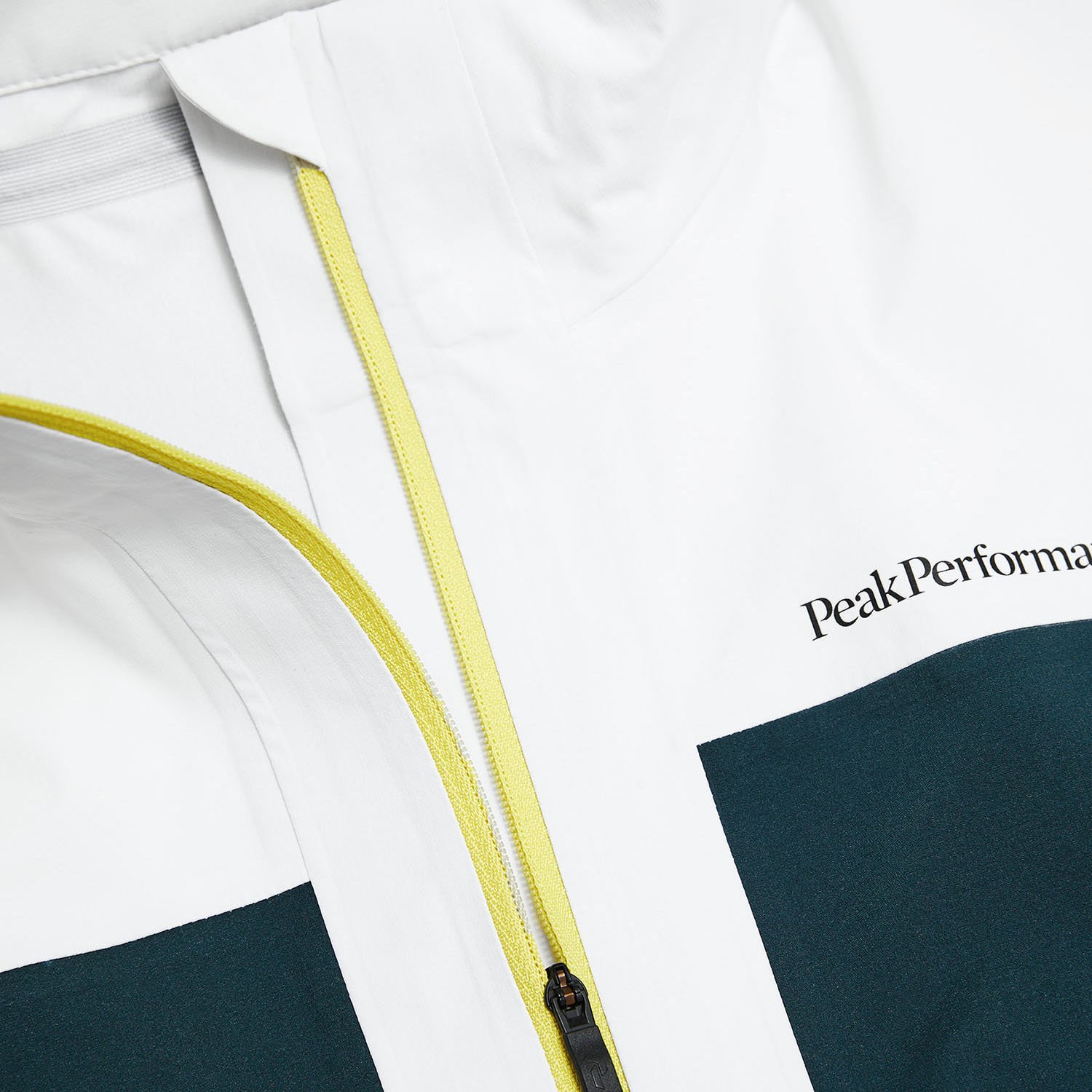 W 3-Layer SS Anorak Peak Performance