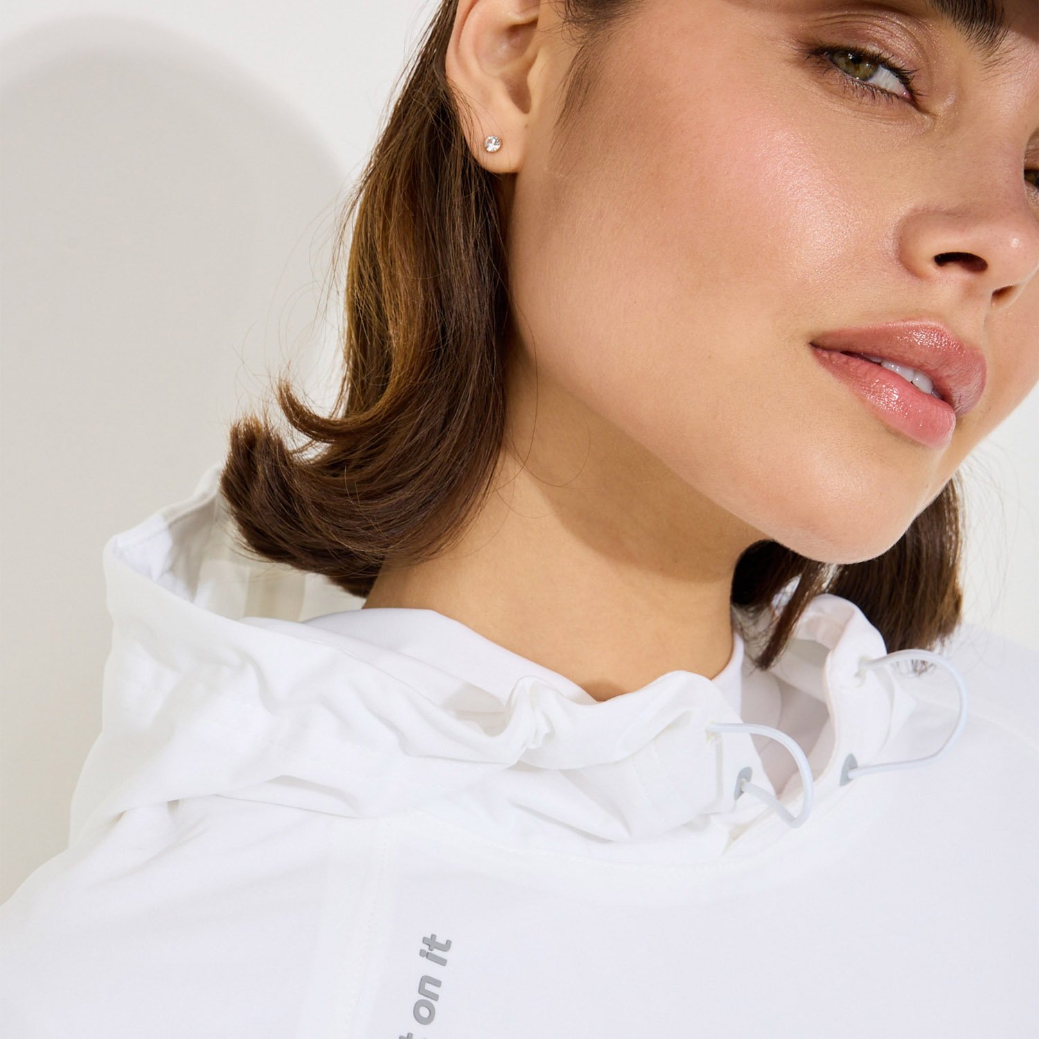 W Bounce Waterproof Hoodie Weiß Abacus