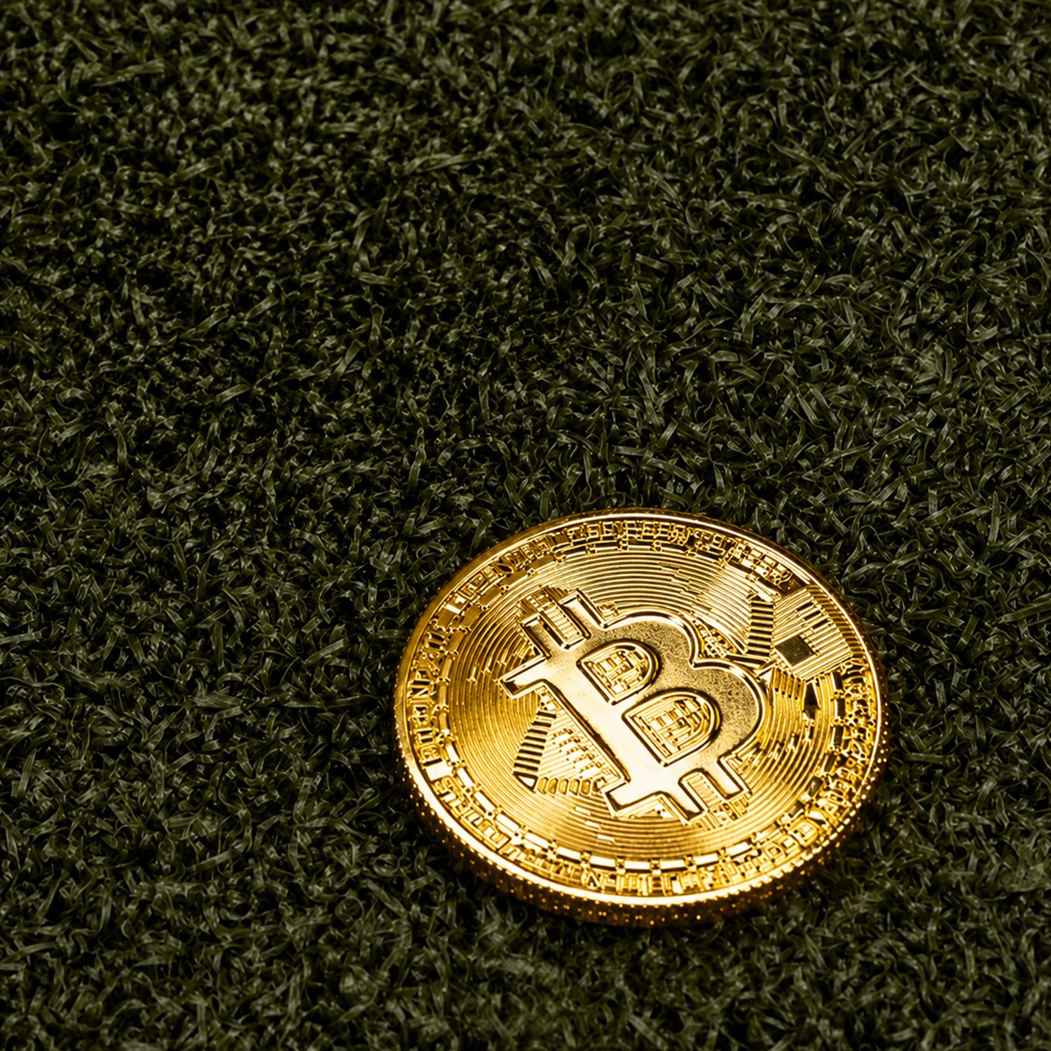 Ball Marker Pins & Aces