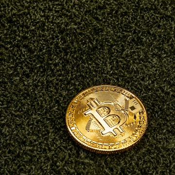 Ball Marker Pins & Aces