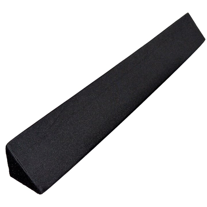 Triangle Foam Impact Protection: 55cm Sim Space