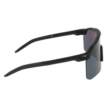 Nike Expedition Shield