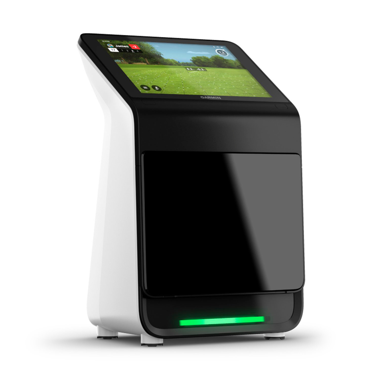 Schwarz-weißer Garmin-Golfsimulator mit Touchscreen, der einen Golfplatz und Punktestand anzeigt, auf weißem Hintergrund platziert.